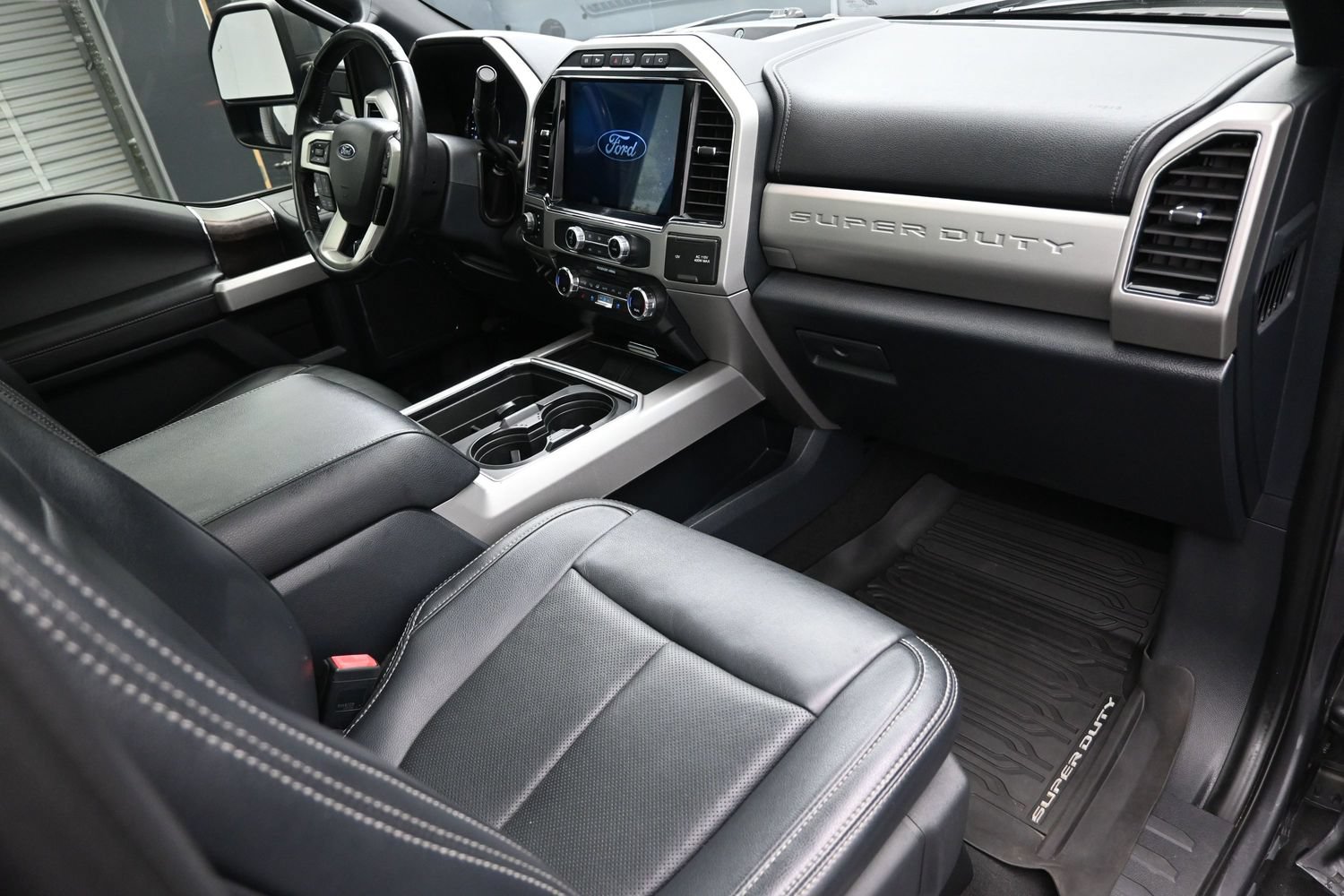 Used 2022 Ford F250 Lariat w/ Tremor Off-Road Package AWD/4WD image 38