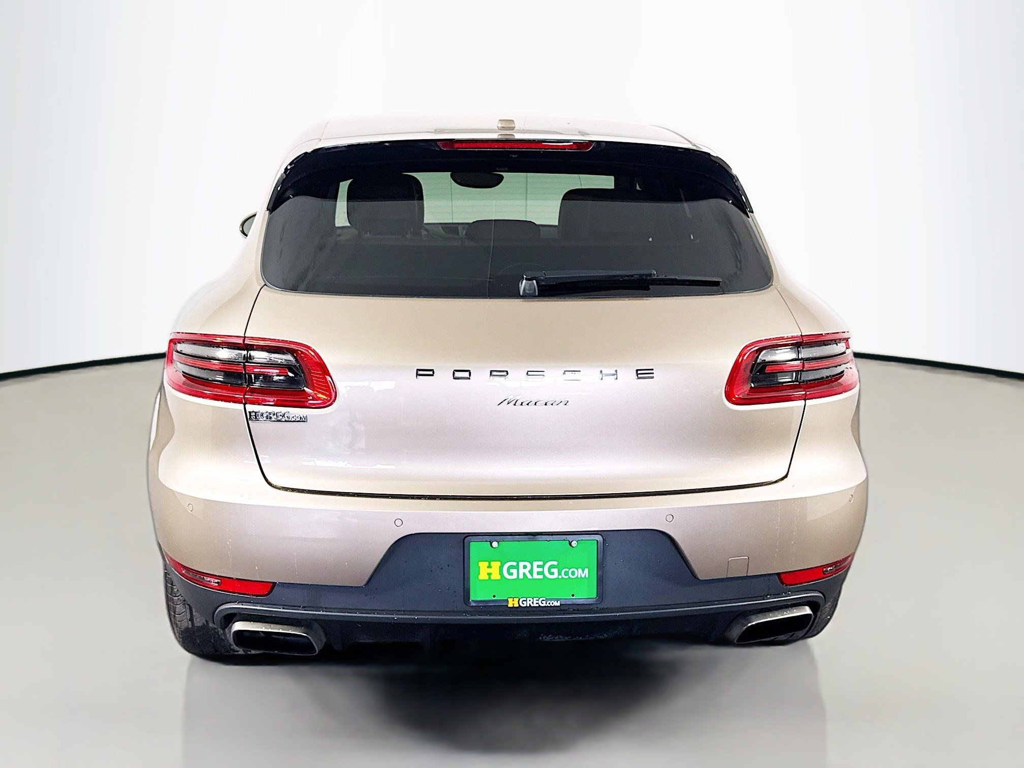 Used 2018 Porsche Macan image 8