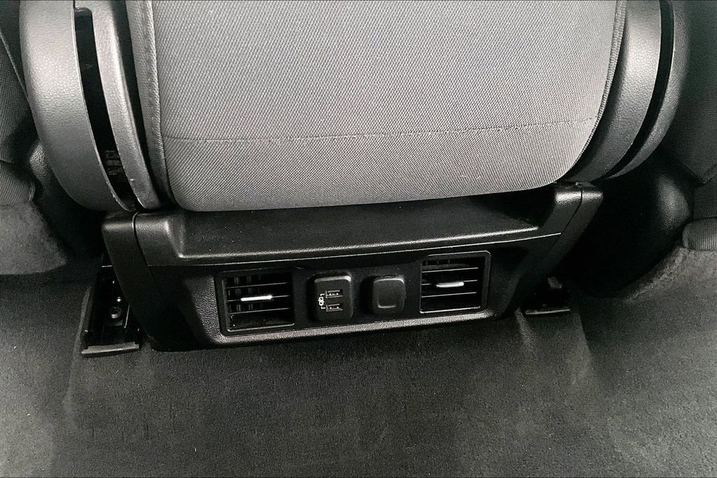 Used 2021 GMC Sierra 2500 SLE w/ SLE Value Package; image 11