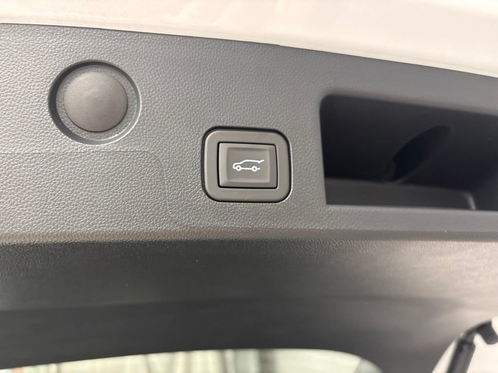 New 2027 GMC Terrain Elevation w/ Elevation Premium Package AWD/4WD image 25