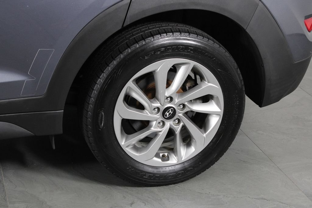 Used 2018 Hyundai Tucson SE AWD/4WD image 12