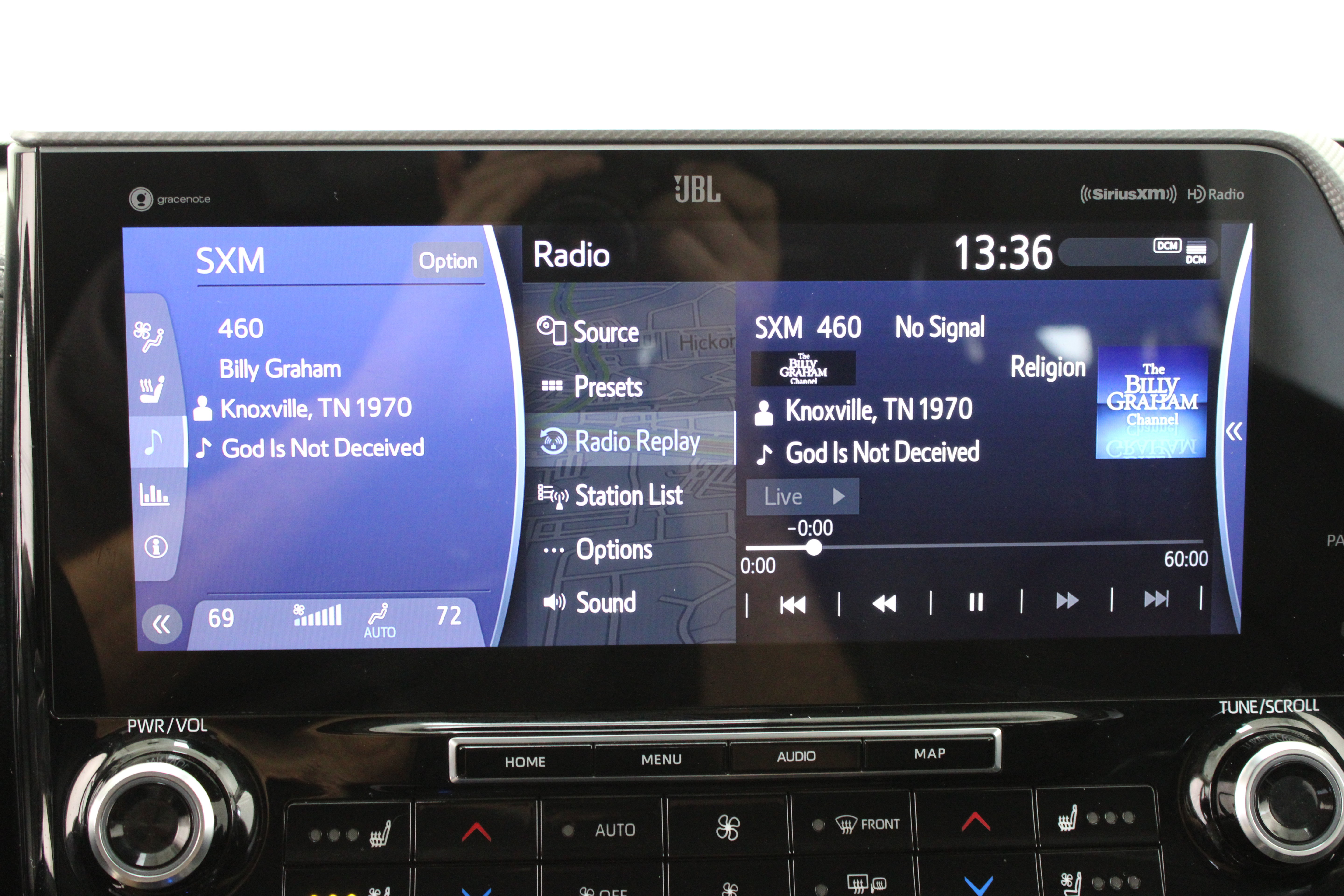 Used 2020 Toyota Highlander Platinum AWD/4WD image 19