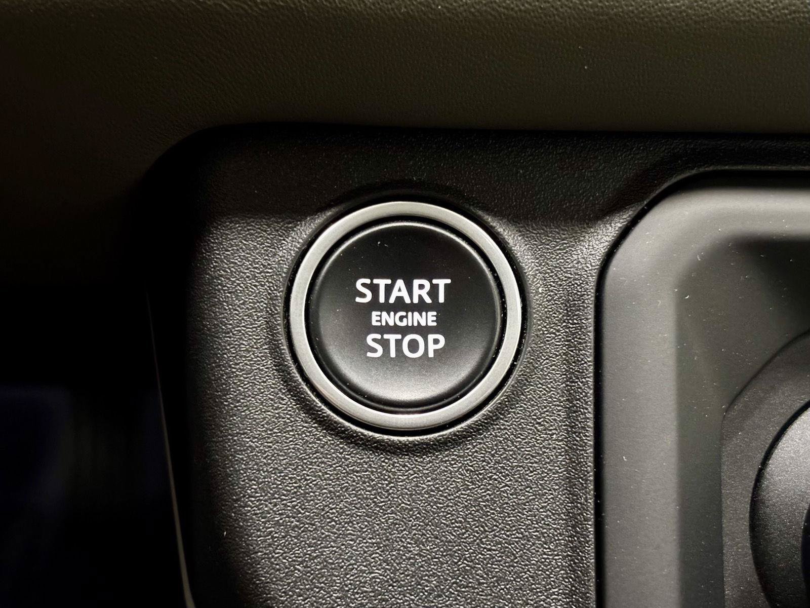Used 2020 Land Rover Defender 110 HSE AWD/4WD image 34