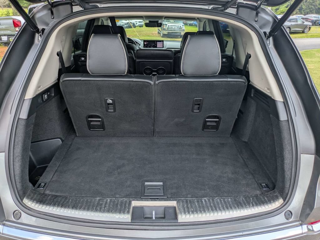 Certified 2023 Acura MDX SH-AWD w/ Advance Package image 13