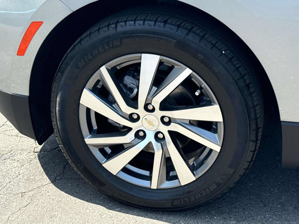 Used 2023 Chevrolet Equinox Premier FWD image 30