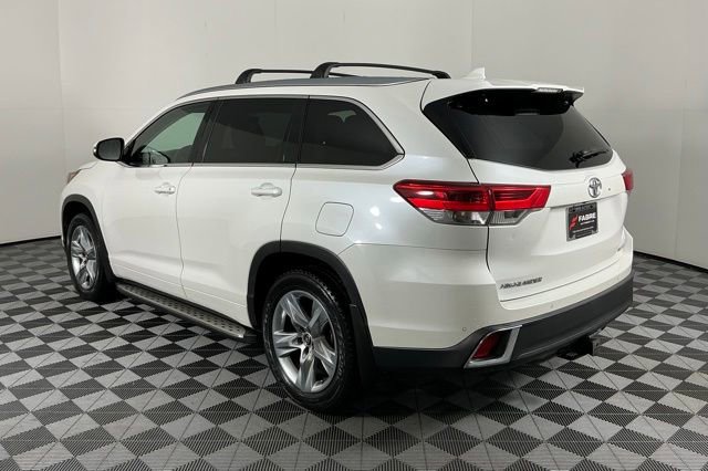 Used 2017 Toyota Highlander Limited FWD image 5