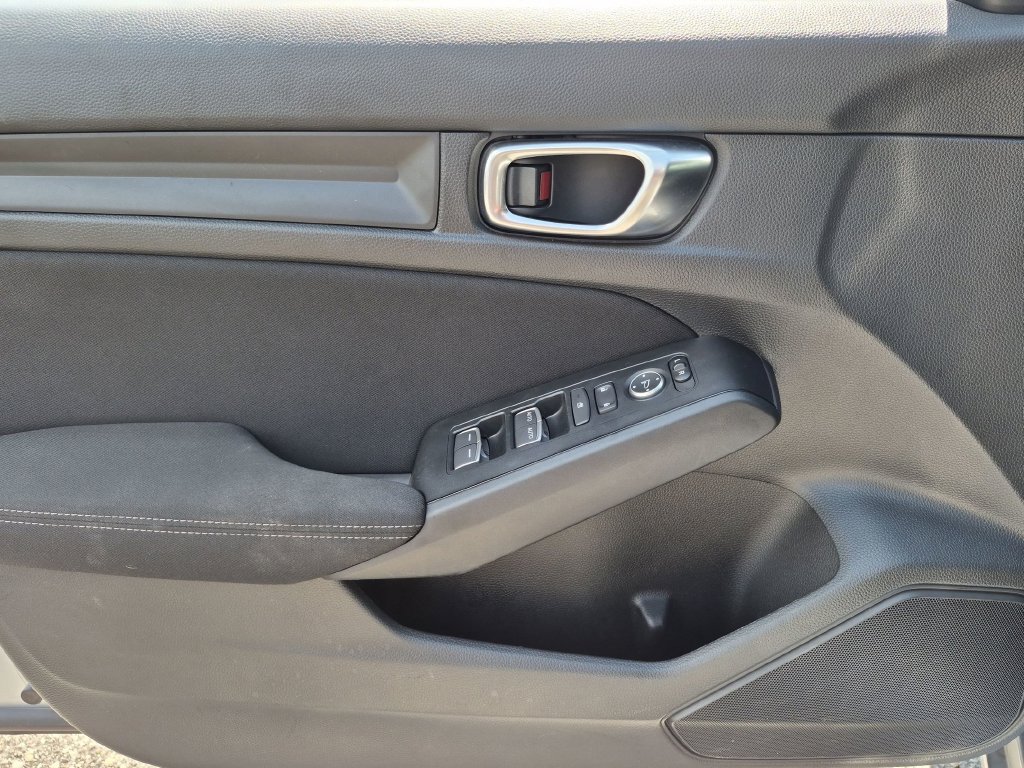 Used 2025 Honda Civic Sport image 34