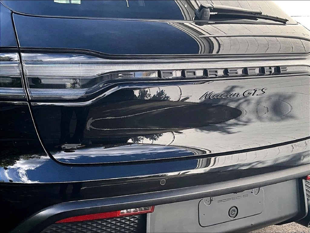 Certified 2023 Porsche Macan GTS AWD/4WD image 13