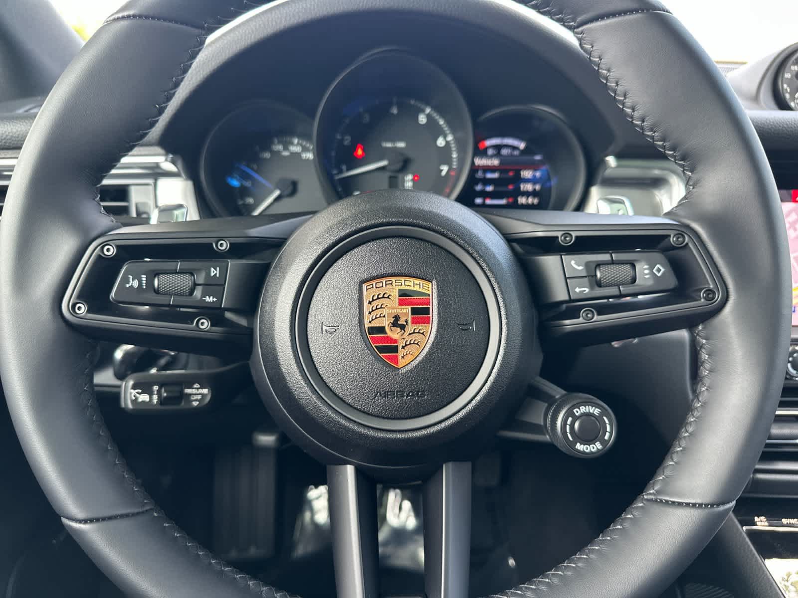 New 2026 Porsche Macan AWD/4WD image 26
