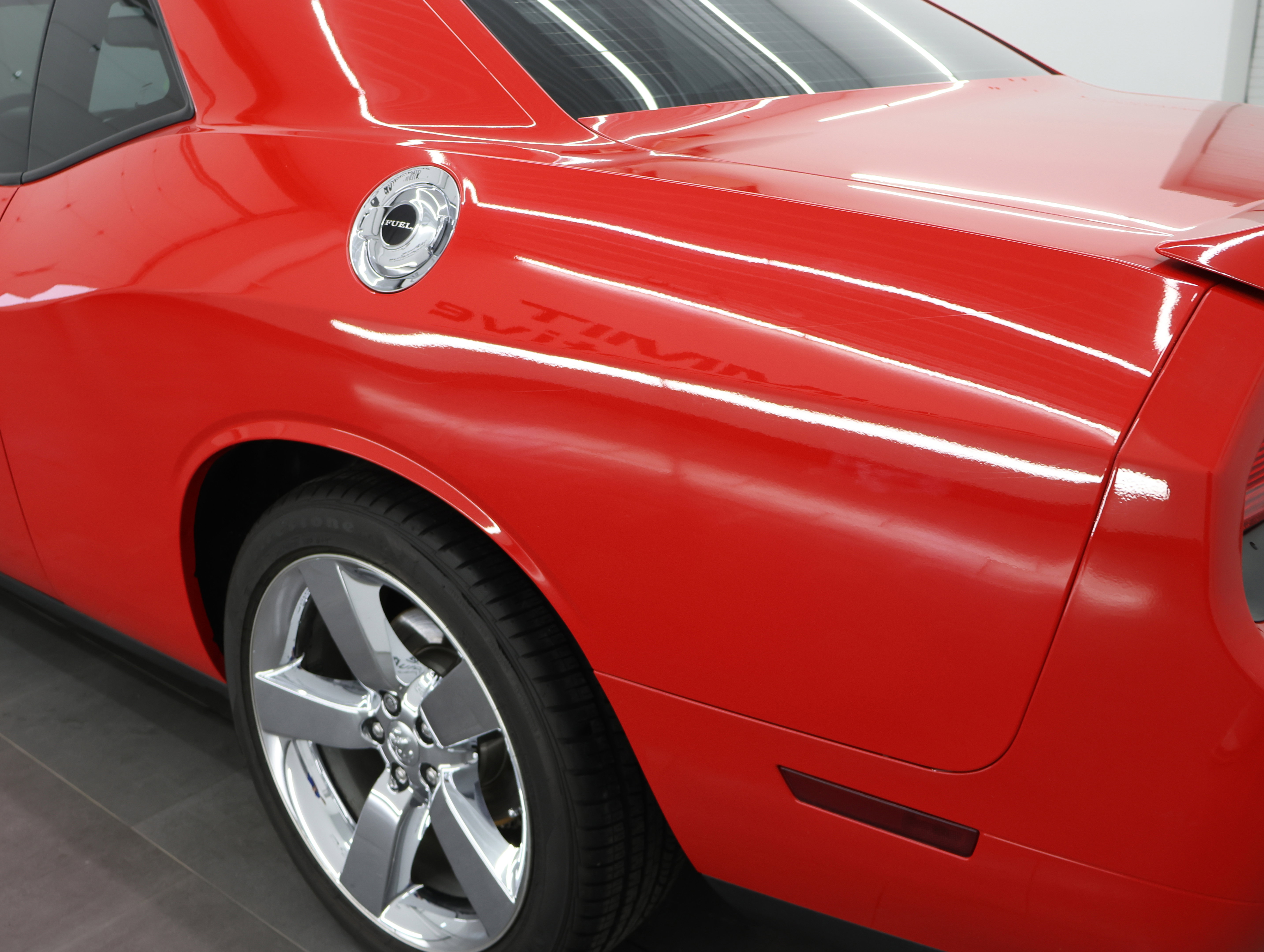 Used 2009 Dodge Challenger R/T image 32