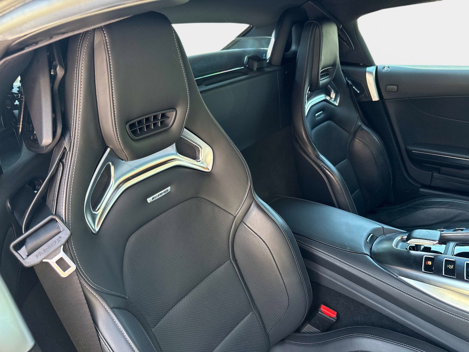 Used 2021 Mercedes-Benz AMG GT Roadster image 31