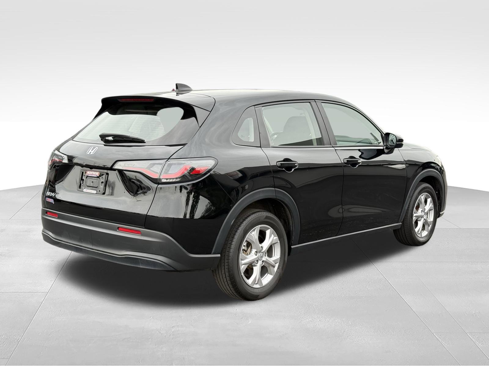 Used 2024 Honda HR-V LX image 4