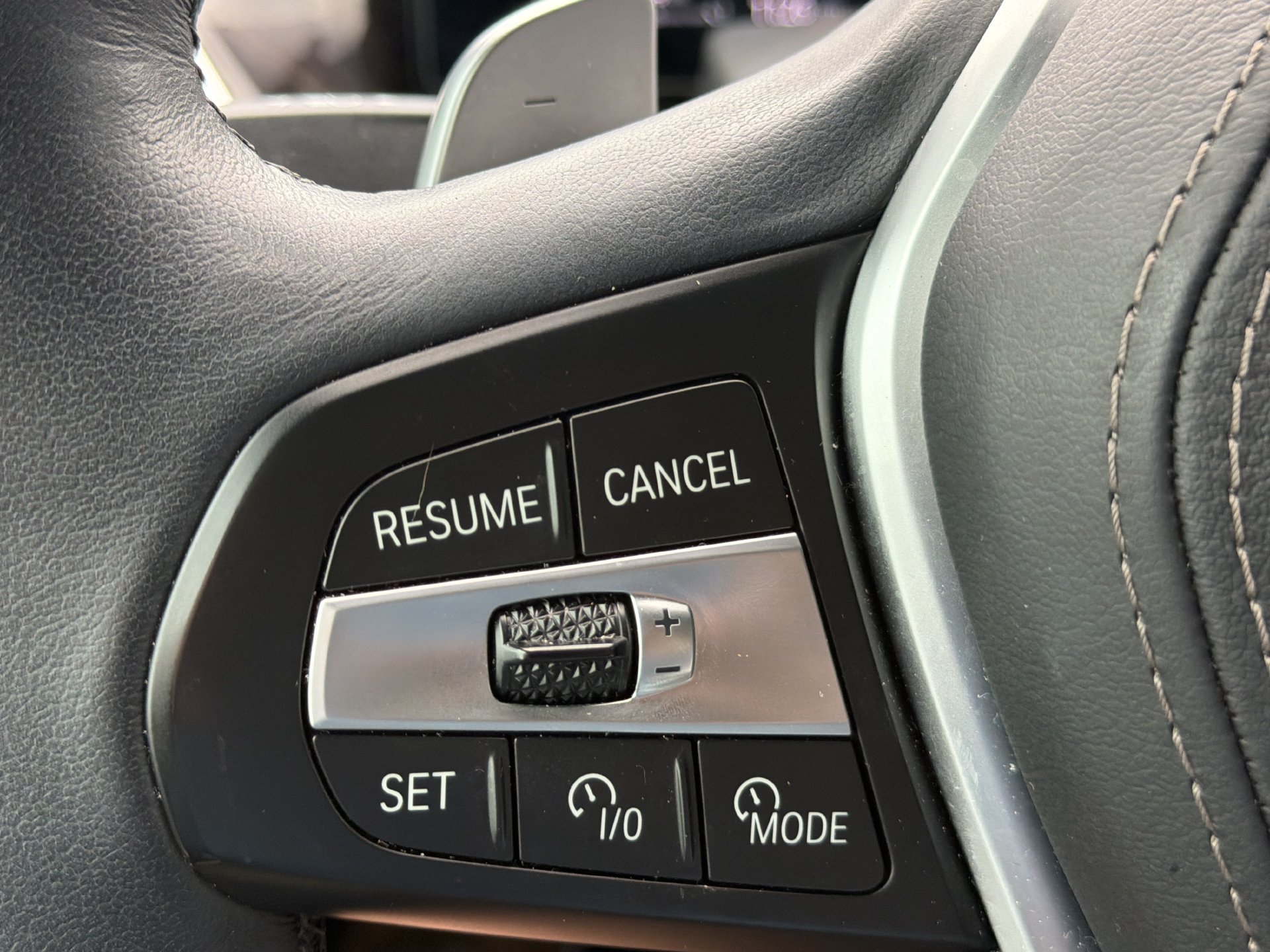 Used 2025 BMW X5 sDrive40i w/ Executive Package RWD image 33