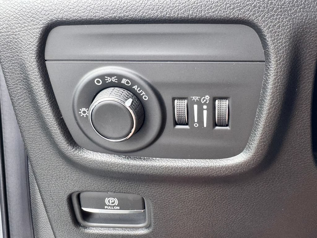 New 2026 Jeep Grand Cherokee L 4WD image 26