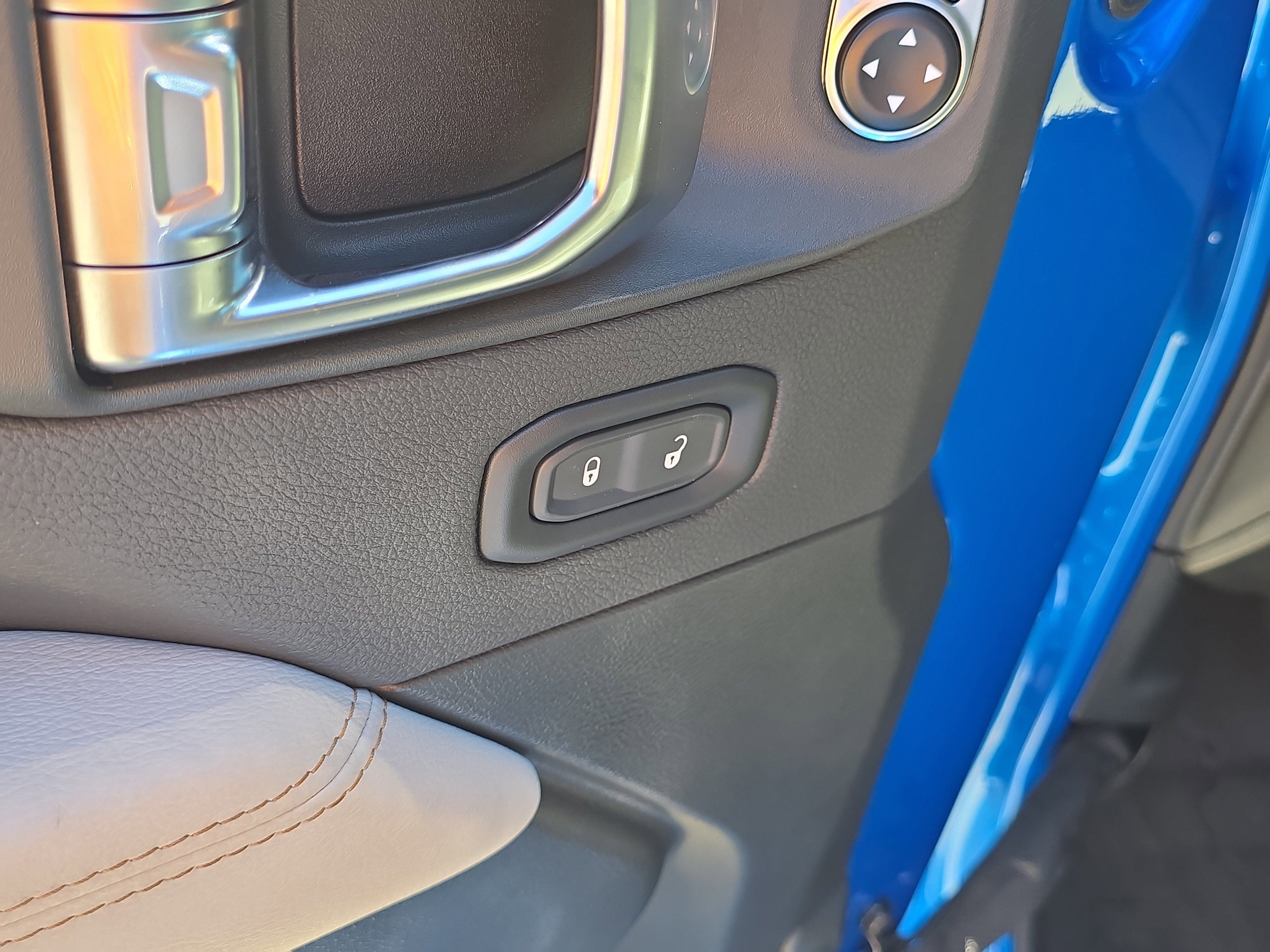 Used 2023 Jeep Gladiator Overland image 19