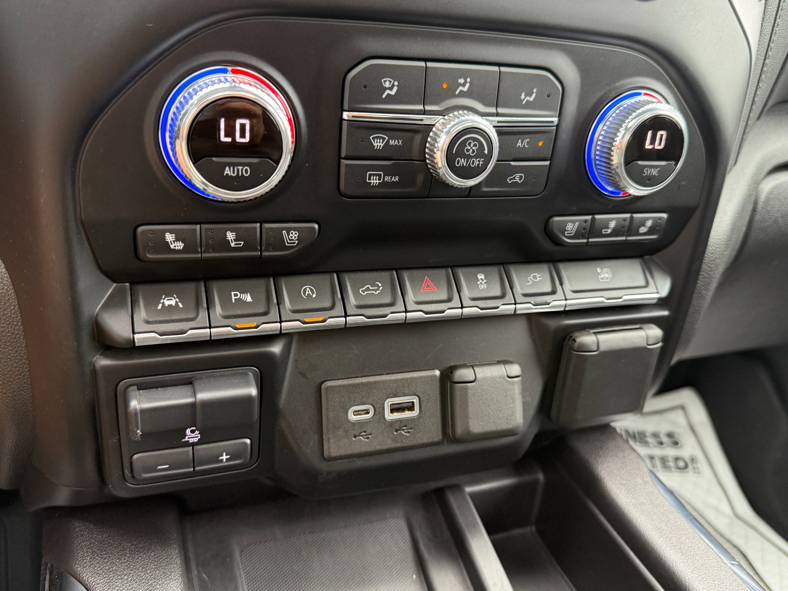 Used 2021 GMC Sierra 1500 SLT w/ SLT Premium Plus Package image 38