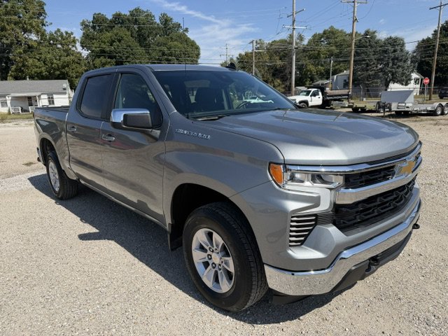 Used 2026 Chevrolet Silverado 1500 LT AWD/4WD image 7