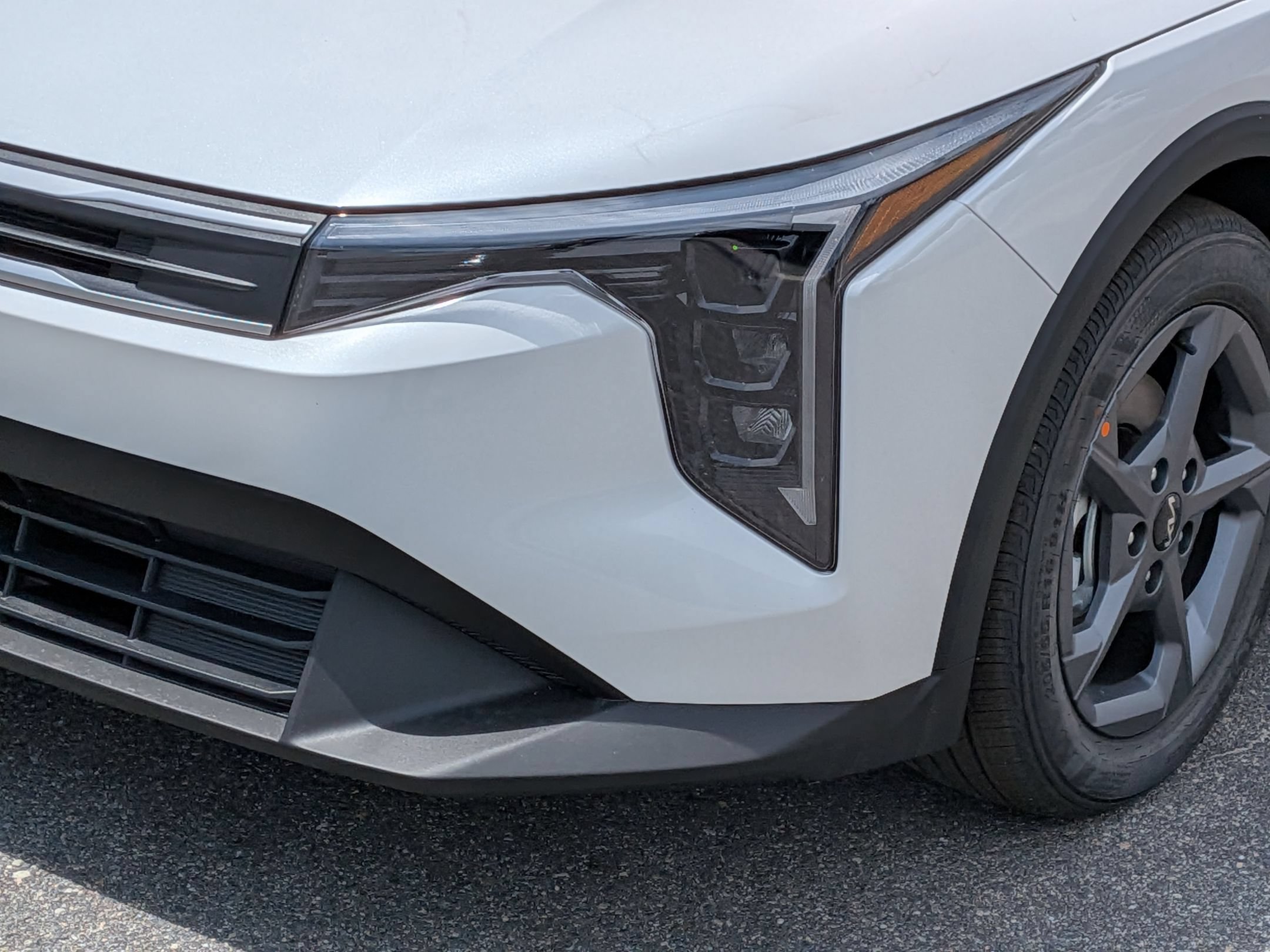 New 2026 Kia K4 FWD image 9