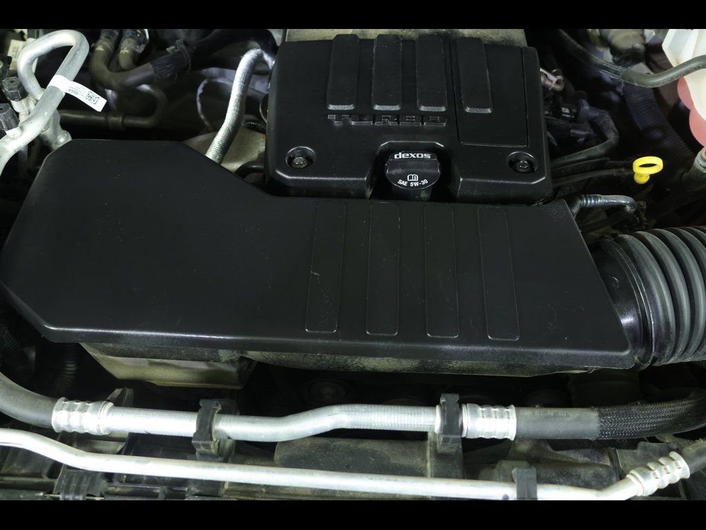 Used 2024 Chevrolet Silverado 1500 LT image 23