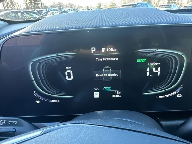 Used 2024 Kia Niro EX Touring image 25