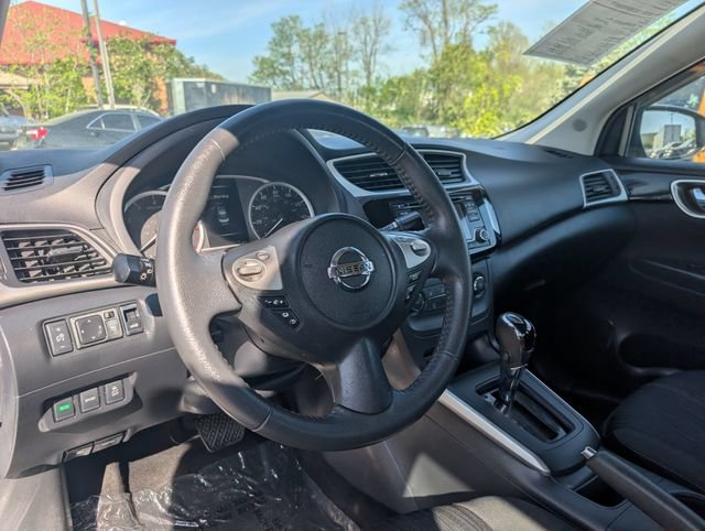 Used 2017 Nissan Sentra SV FWD image 8