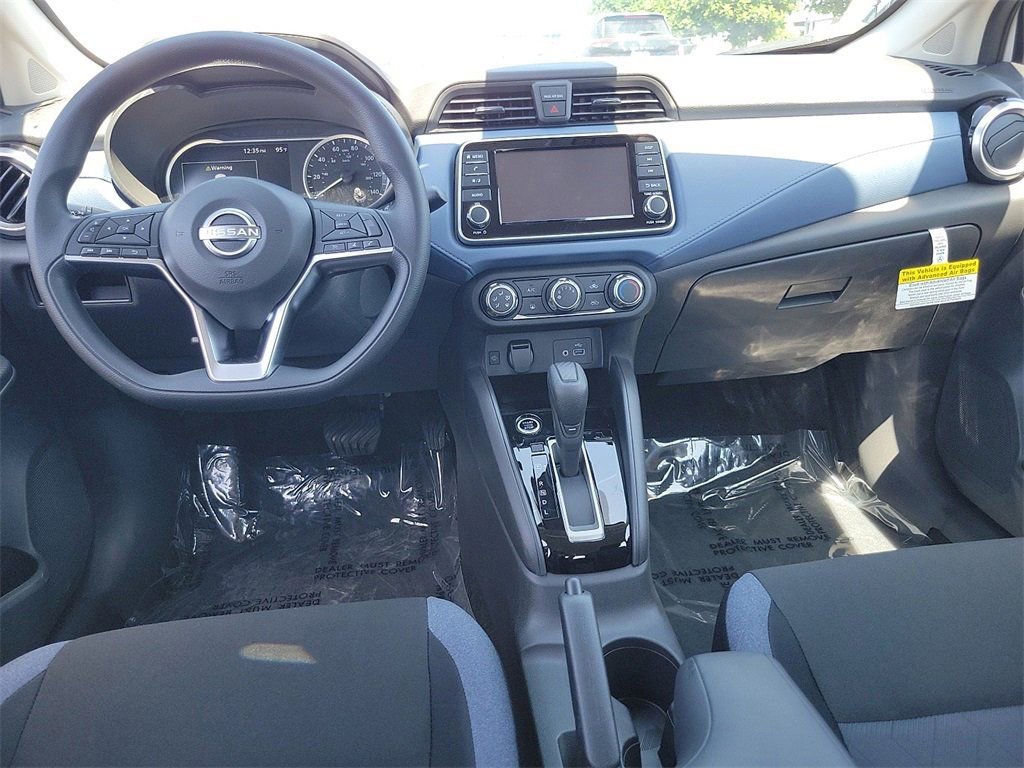 New 2025 Nissan Versa SV w/ Trunk Package image 4
