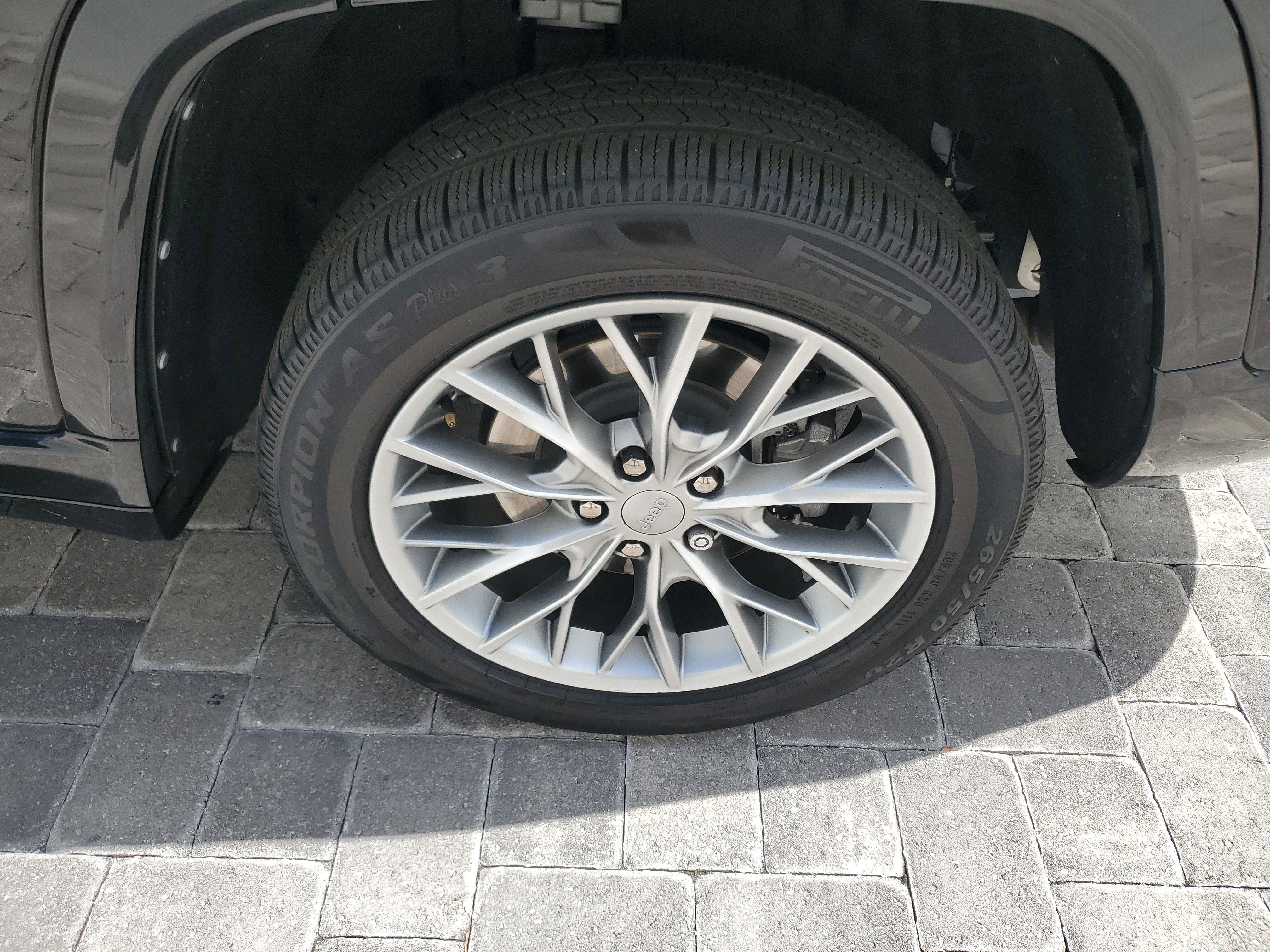 Used 2022 Jeep Grand Cherokee L Summit w/ Advanced Protech Group IV image 6