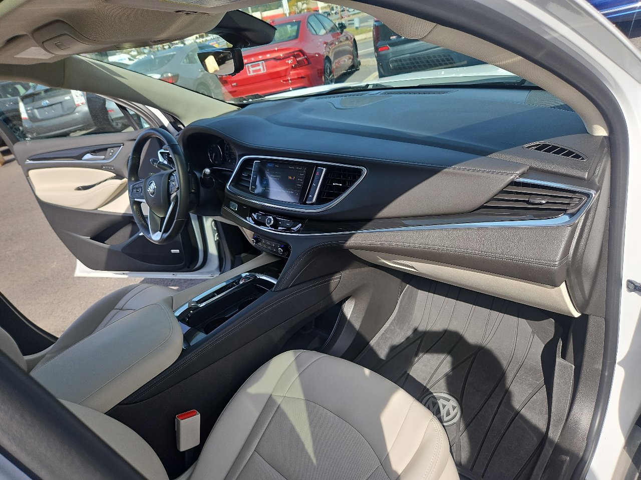 Used 2022 Buick Enclave Premium w/ Experience Buick Package image 16