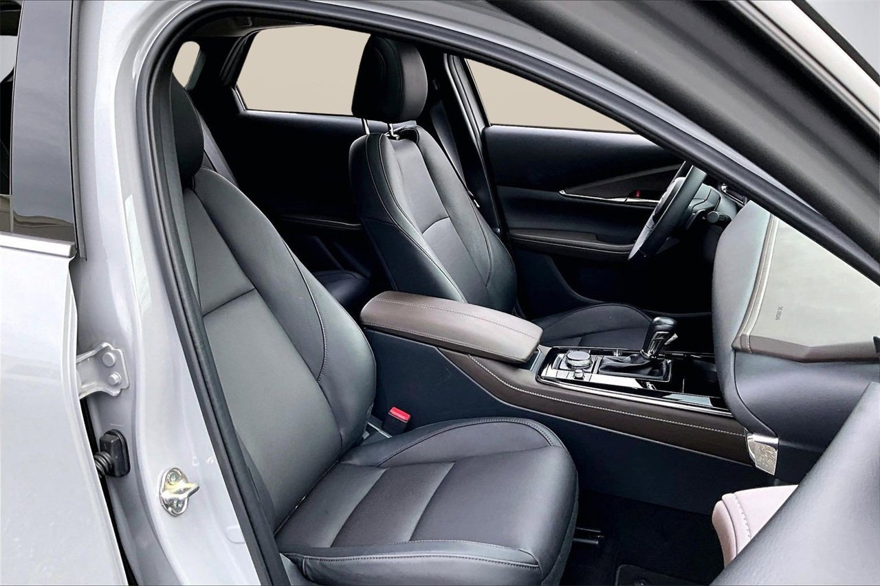 Used 2025 MAZDA CX-30 AWD 2.5 S w/ Premium Package image 22