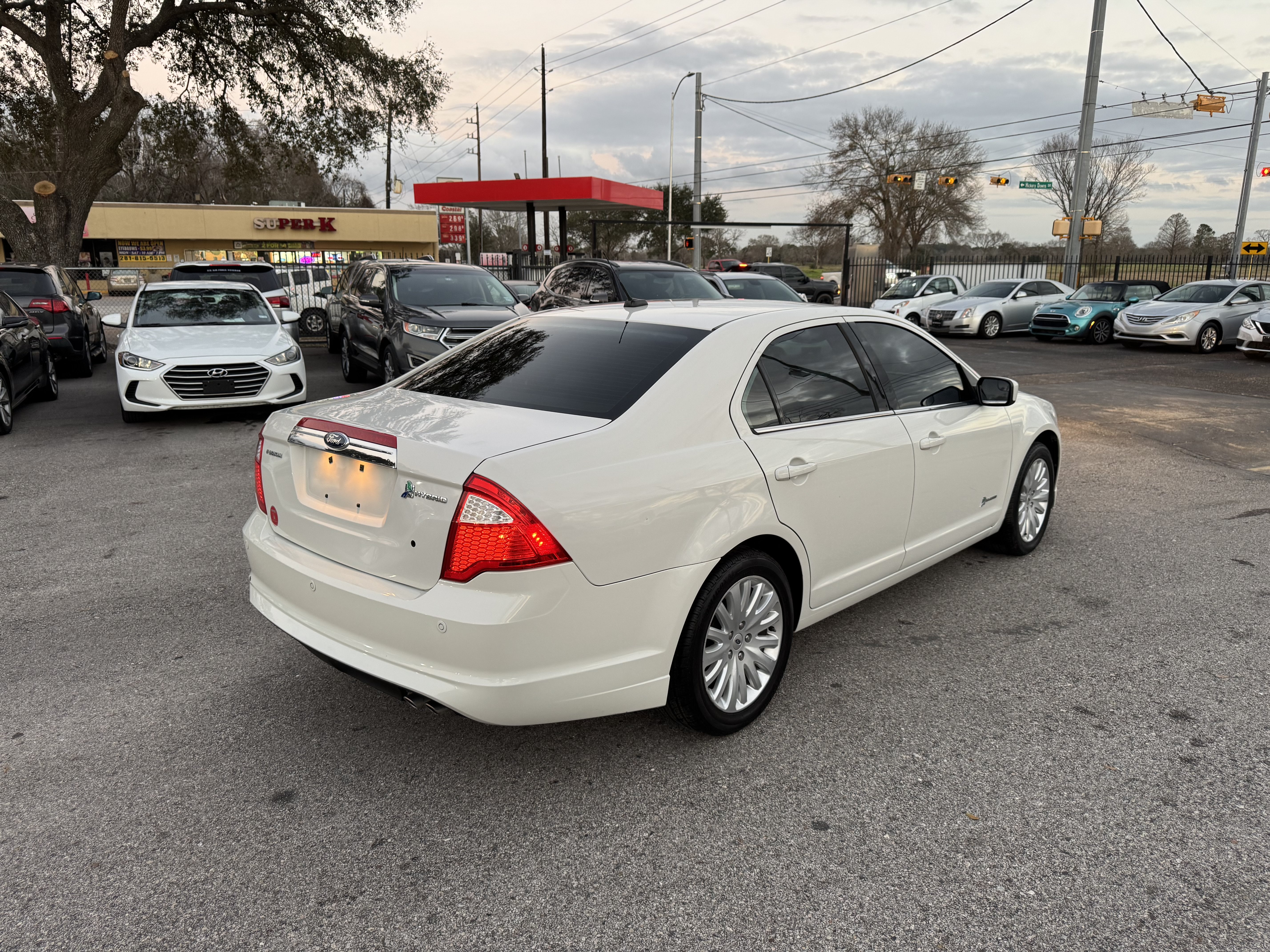 Used 2012 Ford Fusion Hybrid FWD image 8