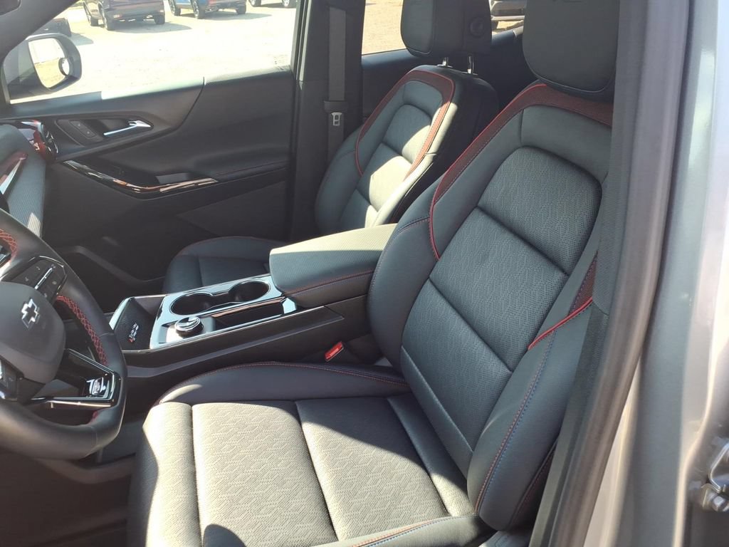 Used 2026 Chevrolet Equinox RS w/ Convenience Package III FWD image 18