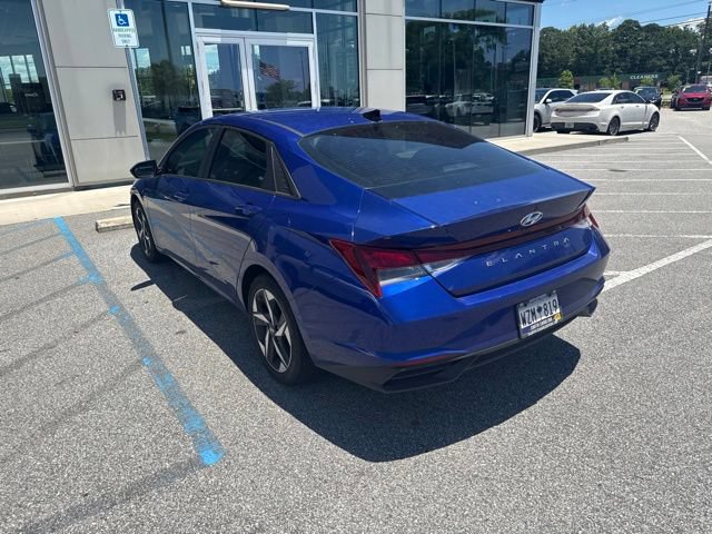 Used 2023 Hyundai Elantra SEL w/ Convenience Package FWD image 8