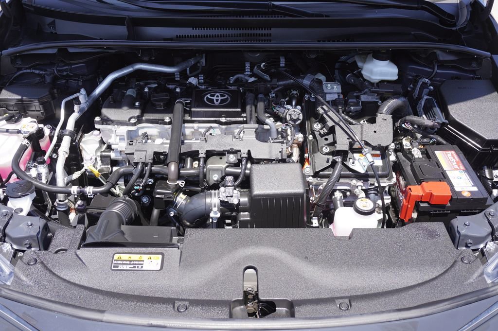 Certified 2025 Toyota Corolla LE FWD image 21
