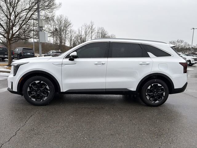 Used 2025 Kia Sorento S w/ Panoramic Sunroof Package image 3