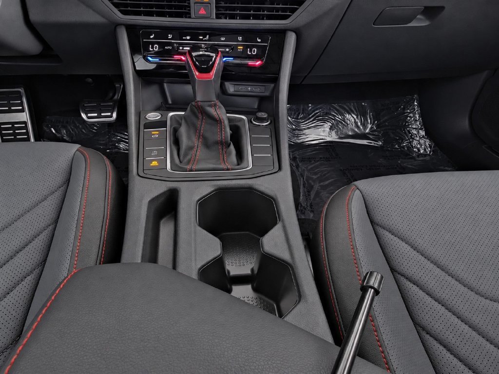 New 2027 Volkswagen Jetta GLI Autobahn FWD image 21