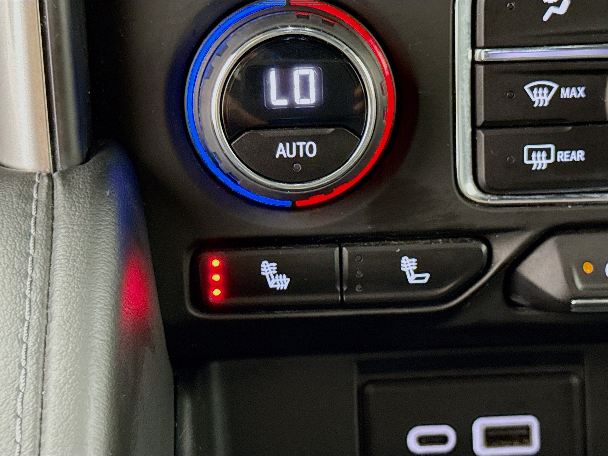 Used 2023 Chevrolet Tahoe LT RWD image 21