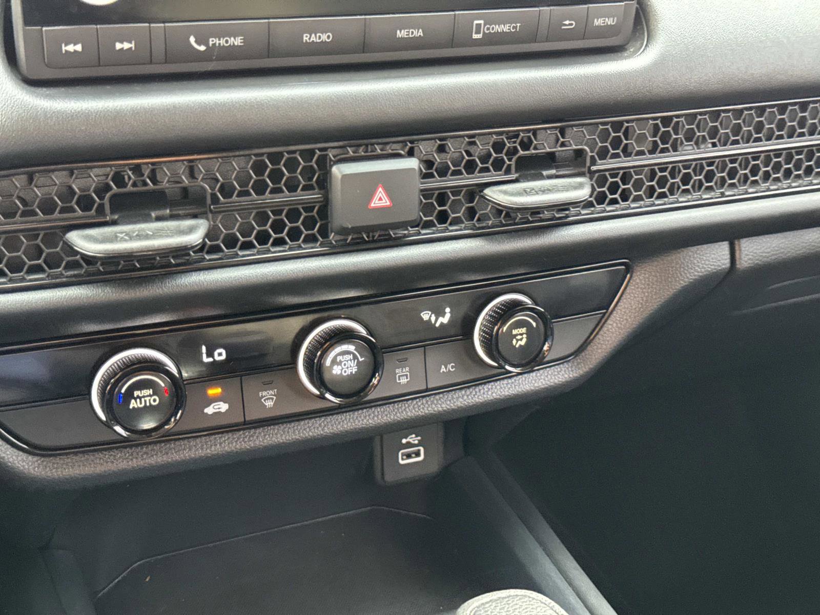 Used 2023 Honda HR-V LX image 24