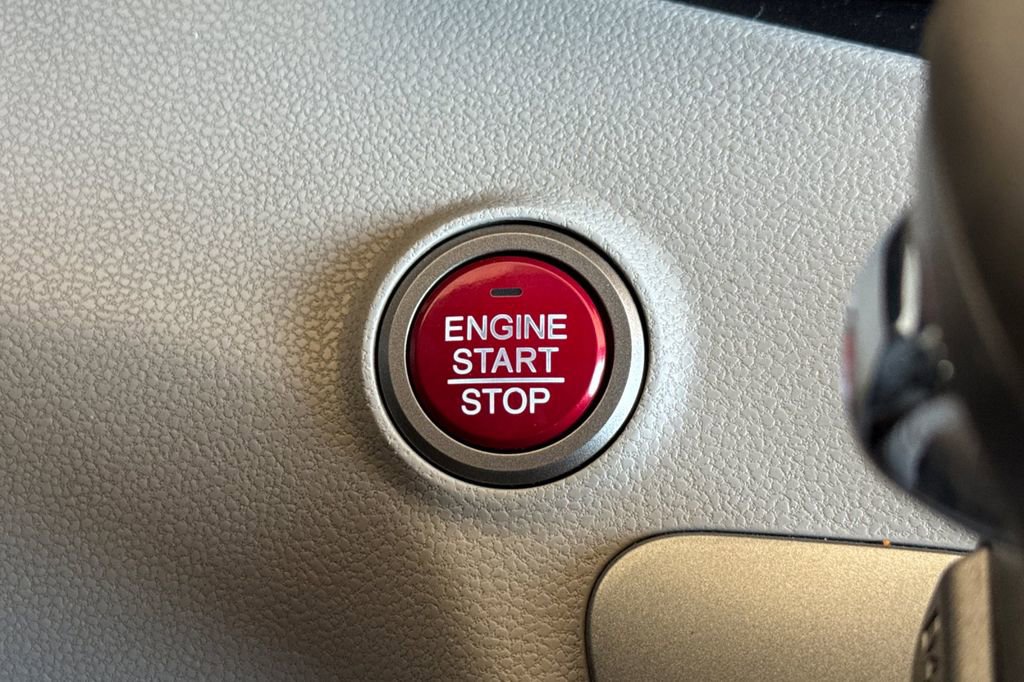 Used 2016 Honda Odyssey SE image 27