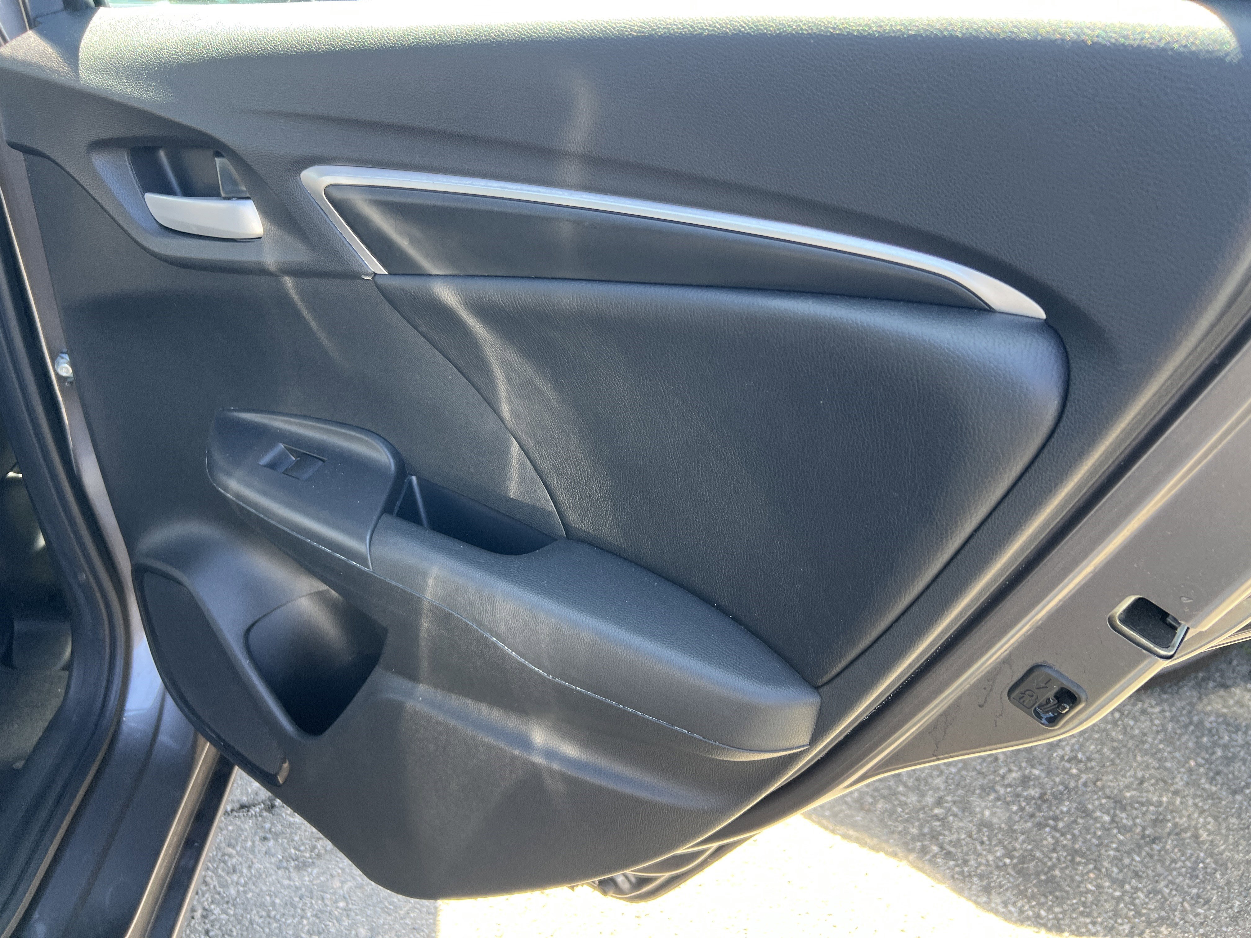 Used 2018 Honda Fit EX-L image 18