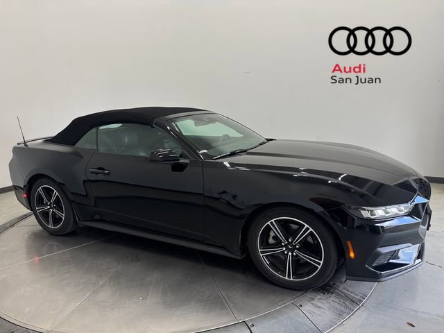 Used 2025 Ford Mustang Premium RWD image 39