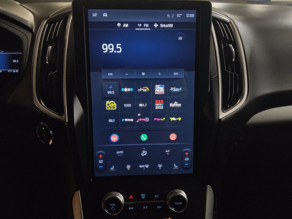 Used 2024 Ford Edge SEL image 25