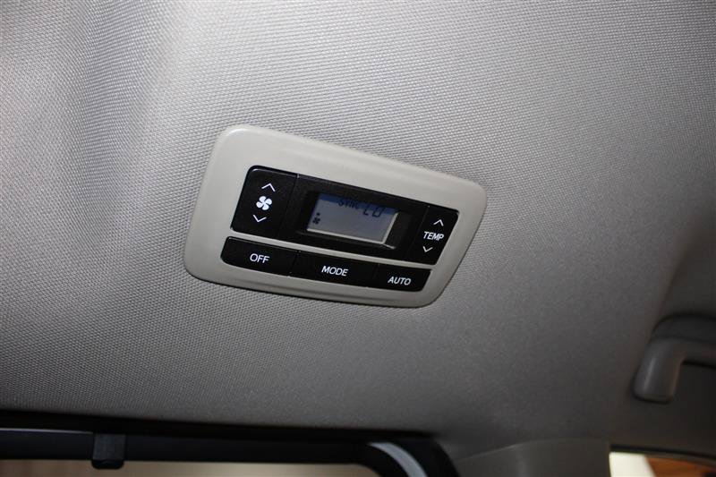 Used 2020 Toyota Sienna XLE AWD/4WD image 22