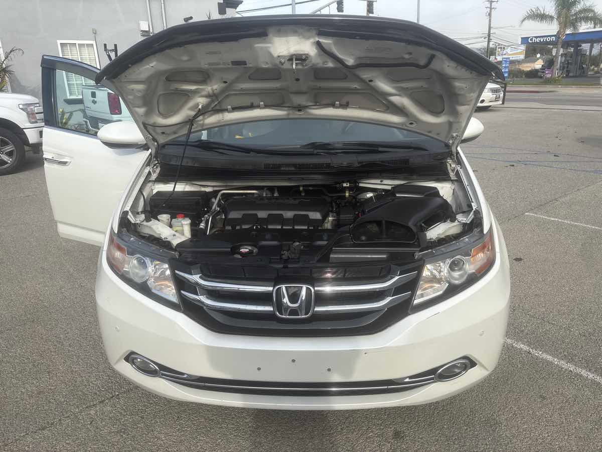 Used 2014 Honda Odyssey Touring image 31