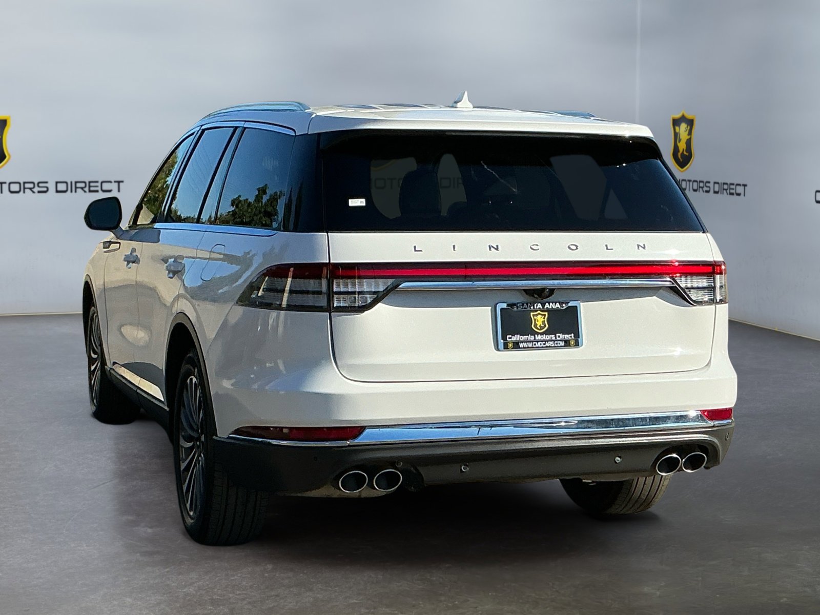 Used 2024 Lincoln Aviator Reserve AWD/4WD image 7