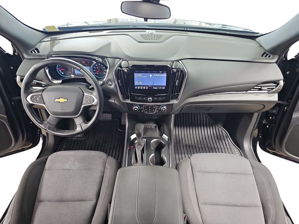 Used 2023 Chevrolet Traverse LT FWD image 11