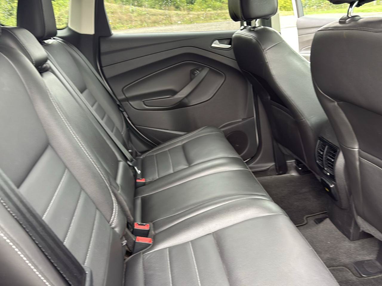 Used 2014 Ford Escape Titanium AWD/4WD image 30