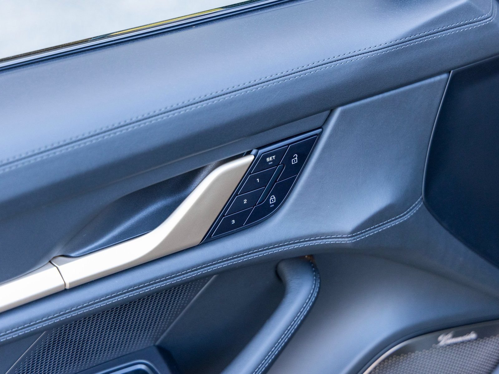 New 2026 Porsche Taycan Turbo AWD/4WD image 24