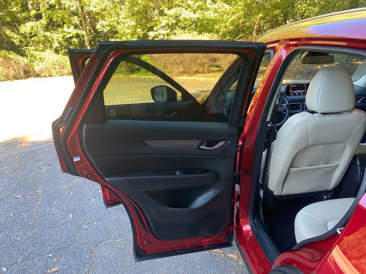 Used 2020 MAZDA CX-5 Touring image 38