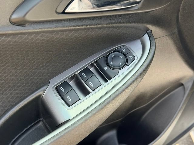 Used 2024 Chevrolet Malibu LT FWD image 21
