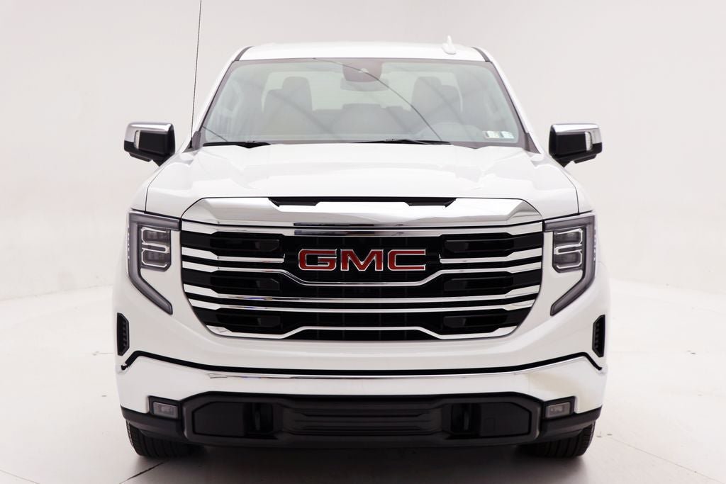 Used 2026 GMC Sierra 1500 SLT AWD/4WD image 5
